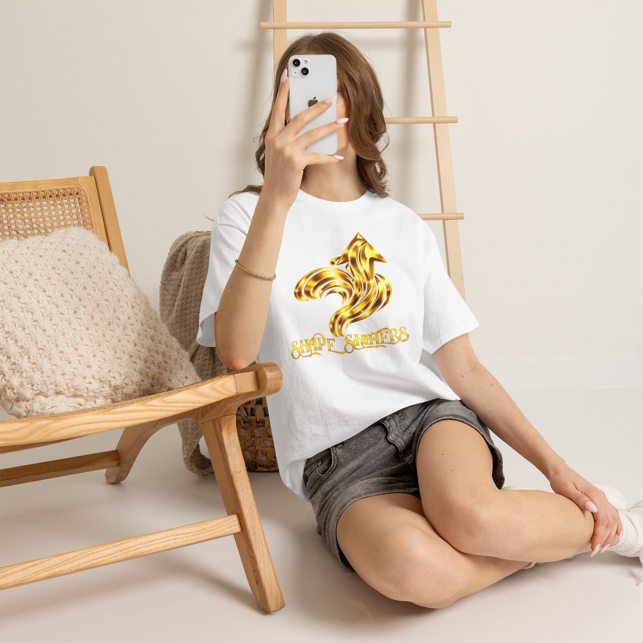 Gold Icon - Majestic Collection - Graphic T-Shirt
