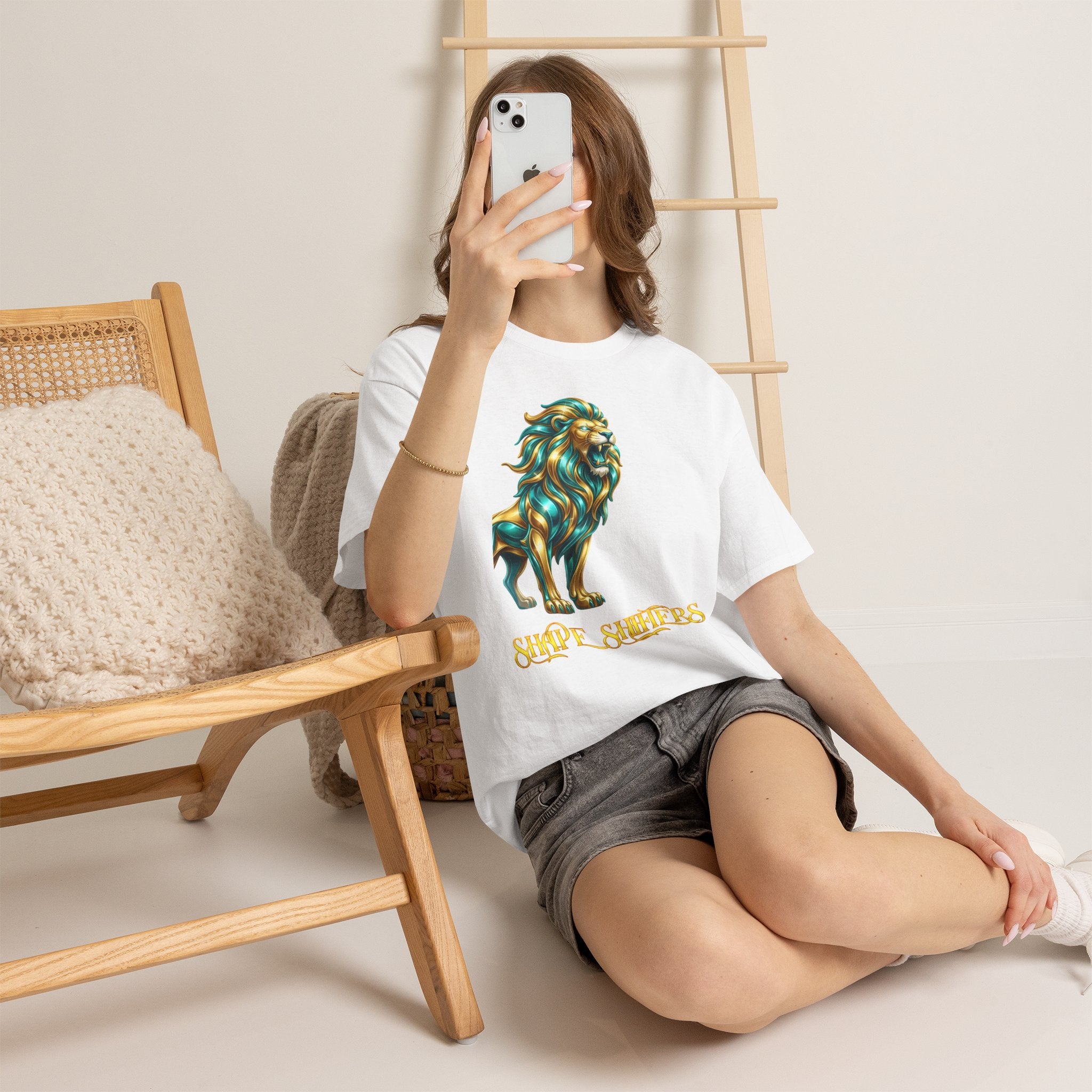 Gold Lion - Majestic Collection - Graphic T-Shirt