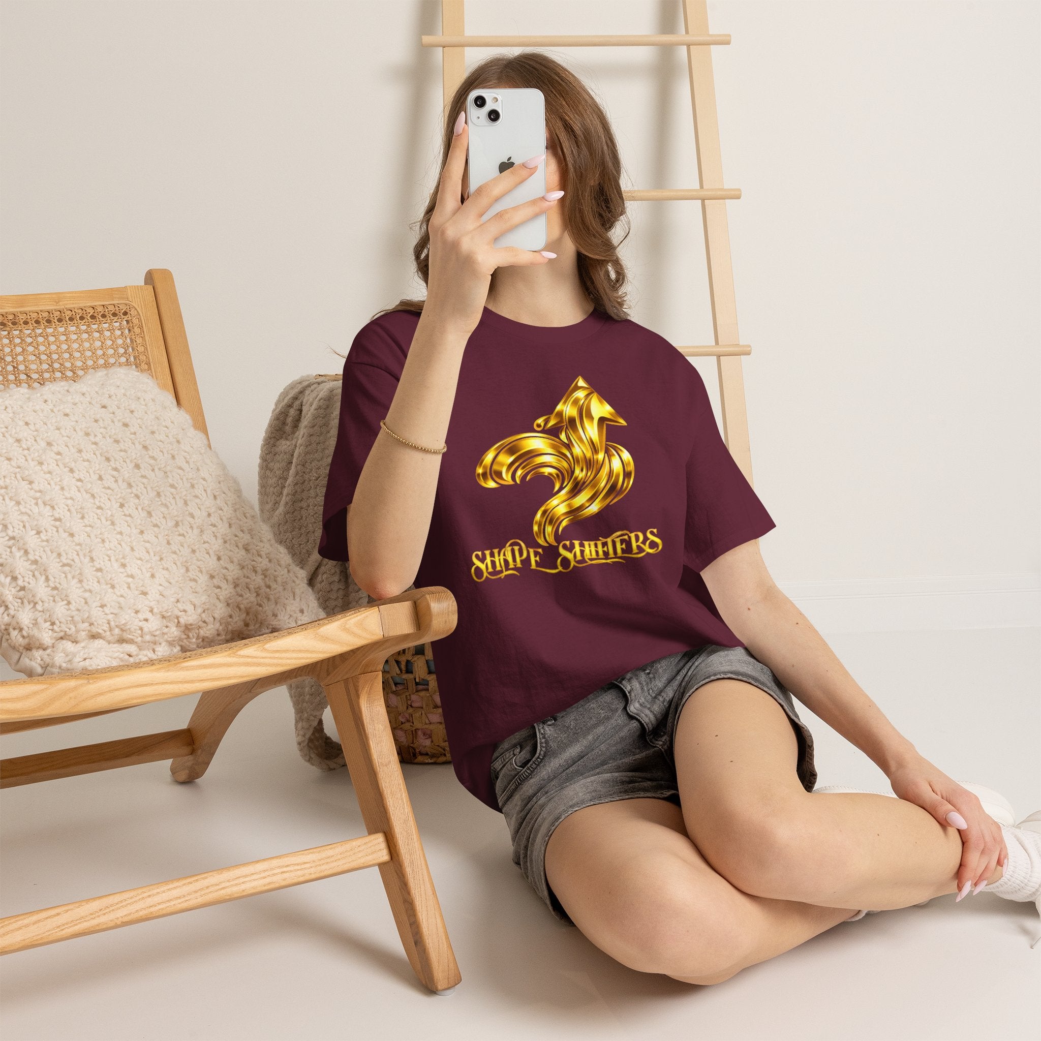 Gold Icon - Majestic Collection - Graphic T-Shirt