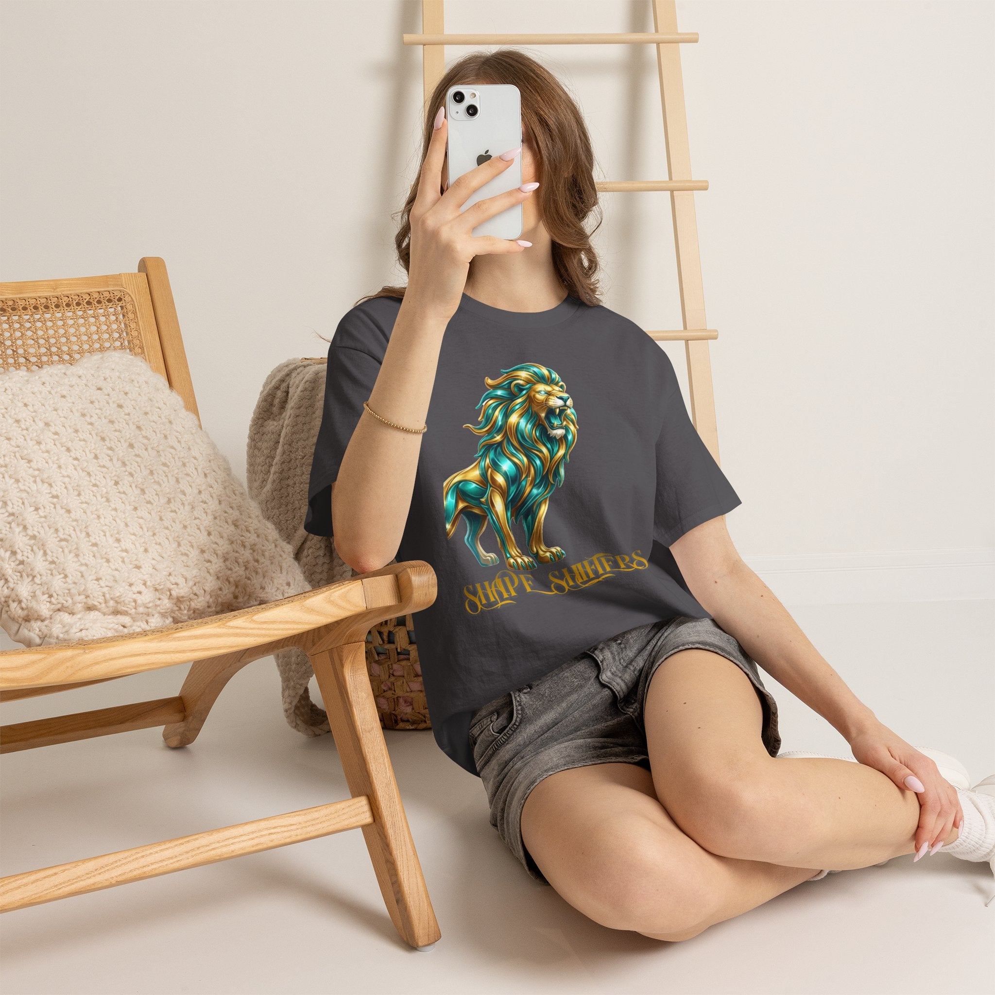 Colorful Lion - Majestic Collection - Graphic T-Shirt