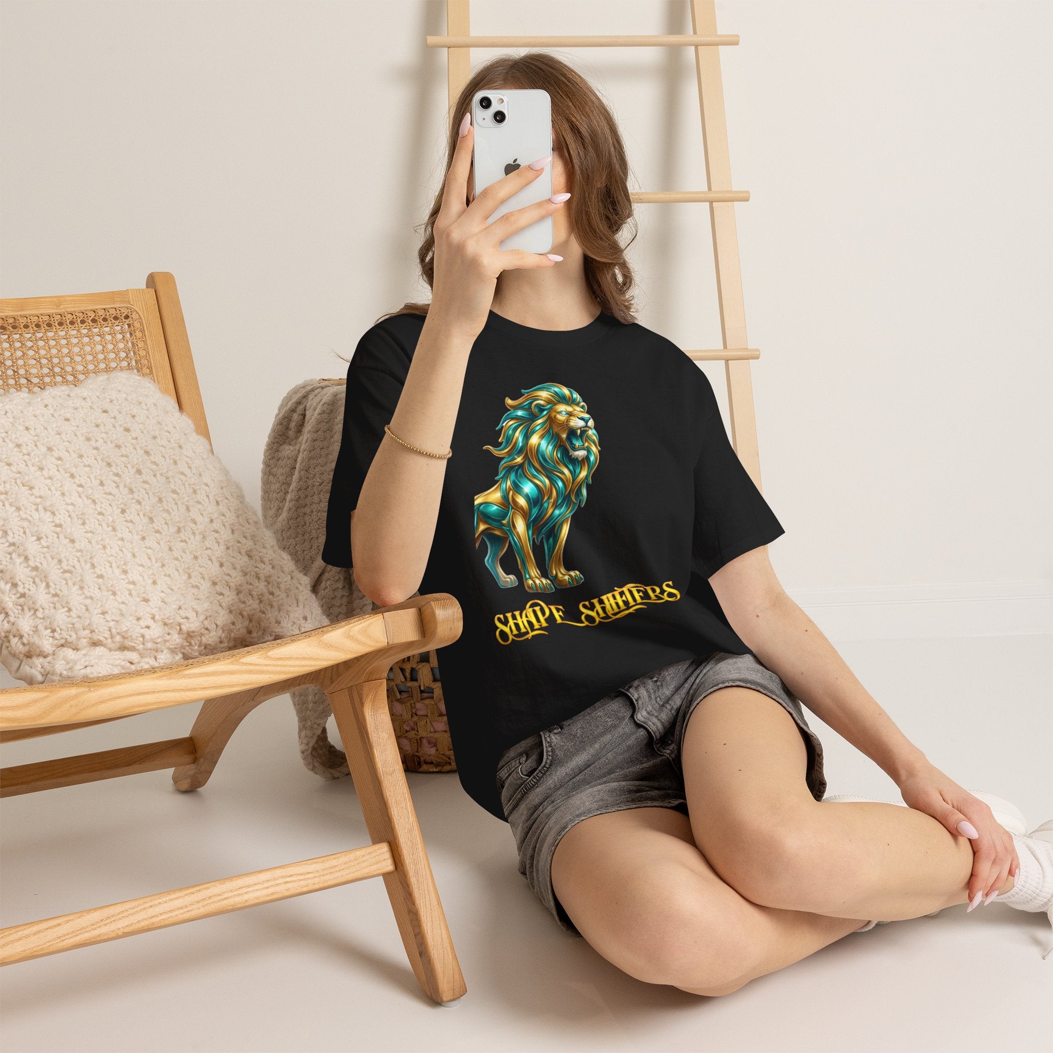 Gold Lion - Majestic Collection - Graphic T-Shirt